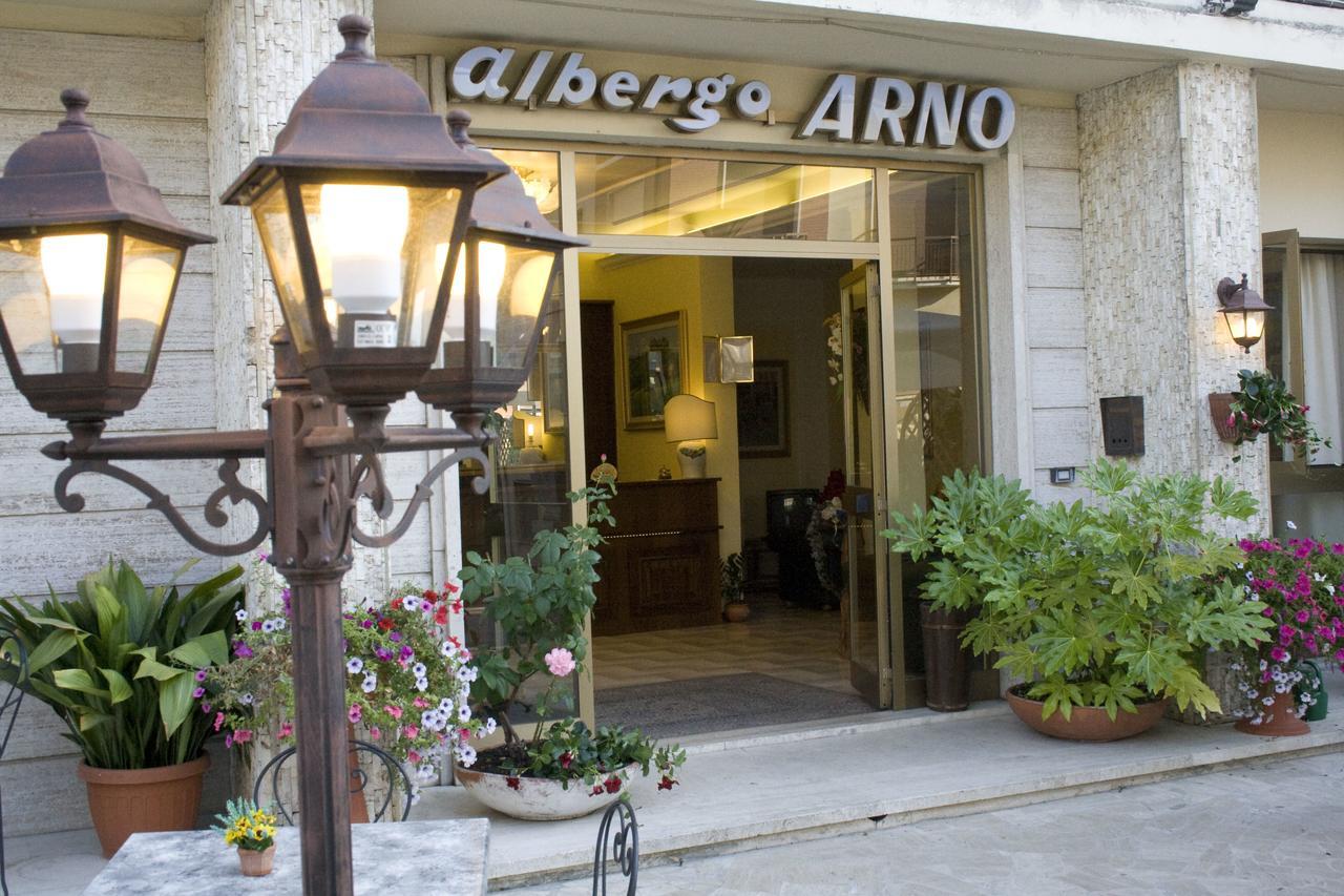 Hotel Arno Chianciano Terme Exterior foto